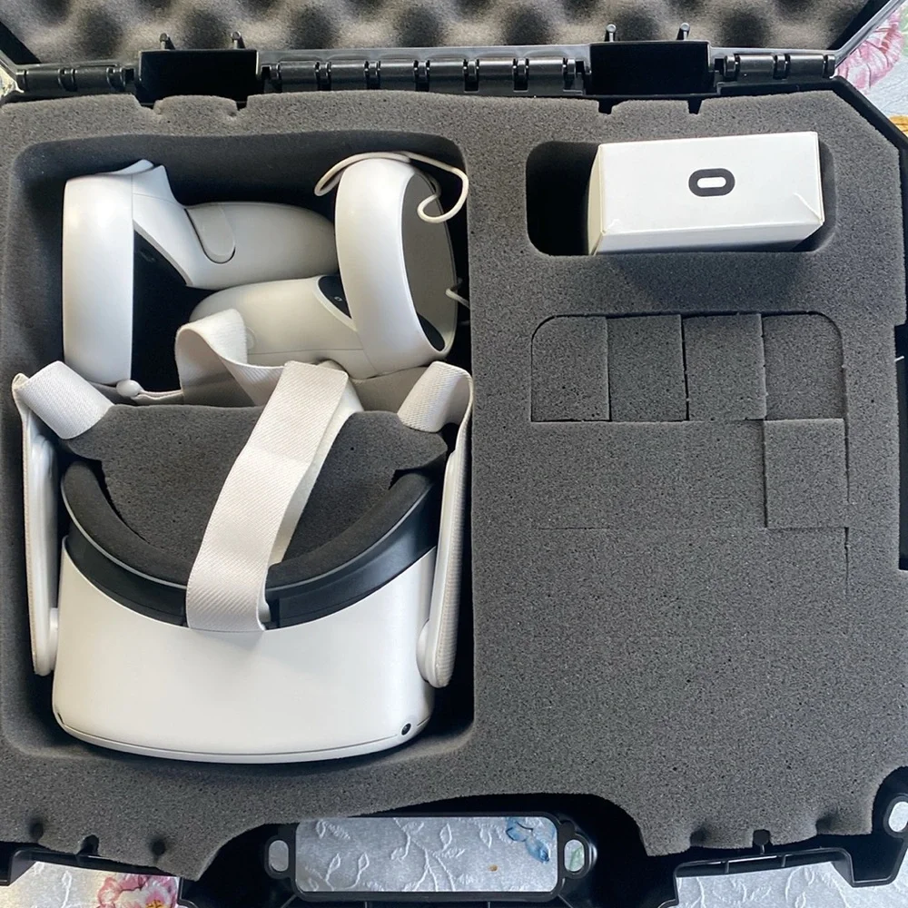 Meta Quest 2 Virtual Reality Headset 64GB, Casematix Hard Travel Case,Link Cable